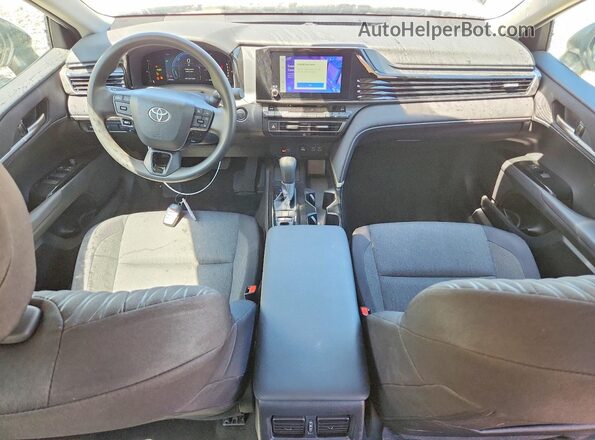4T1DAACK2SU116678 2025 TOYOTA CAMRY White Dashboard view