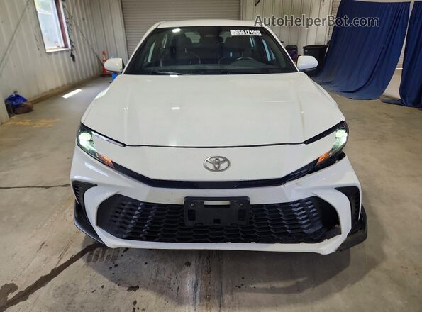 4T1DAACK2SU168313 2025 TOYOTA CAMRY White Դիմացի տեսք