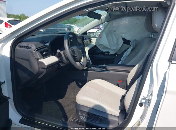 4T1DAACK2SU200466 2025 TOYOTA CAMRY White Սալոնի դիմացի տեսք