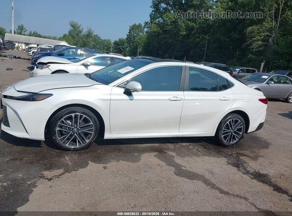 4T1DAACK2SU200466 2025 TOYOTA CAMRY White Սալոնի 360 աստիճան տեսք
