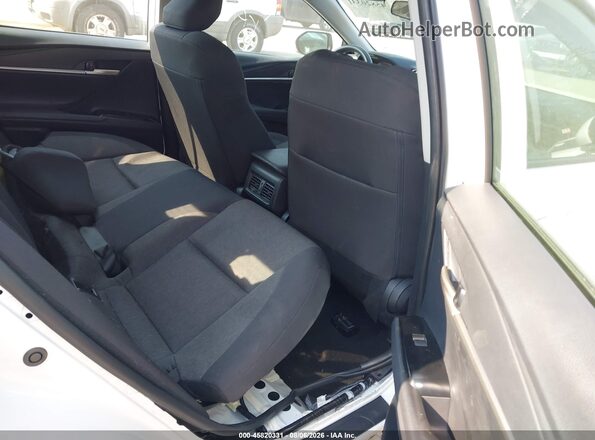 4T1DAACK2SU501352 2025 TOYOTA CAMRY White Widok naklejki z numerem VIN