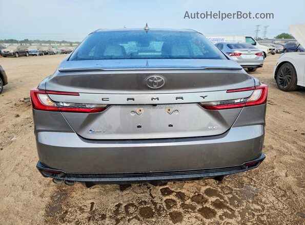 4T1DAACK2SU584037 2025 TOYOTA CAMRY Silver უკანა ხედი