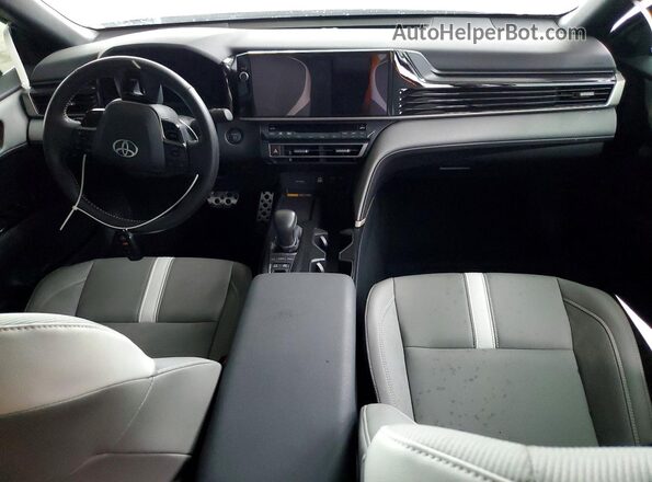 4T1DAACK2SU629865 2025 TOYOTA CAMRY Gray Առջևի վահանակի տեսք