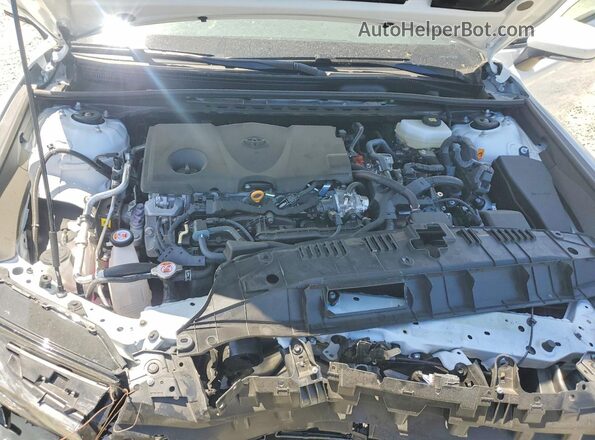 4T1DAACK2TU236191 2026 TOYOTA CAMRY White Widok wnętrza z tyłu