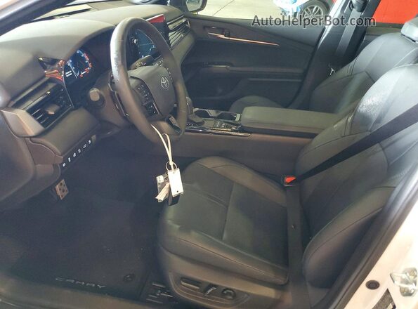 4T1DAACK2TU252780 2026 TOYOTA CAMRY White Vista interior delantera