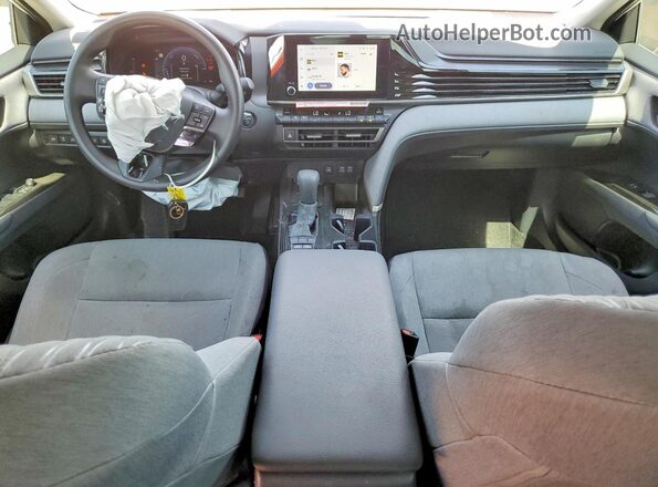 4T1DAACK2TU280224 2026 TOYOTA CAMRY Белый Вид панели приборов