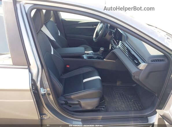 4T1DAACK2TU700922 2026 TOYOTA CAMRY Gray Vista interior delantera
