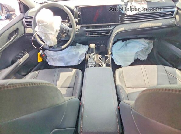 4T1DAACK2TU727991 2026 TOYOTA CAMRY Blue Vista del salpicadero