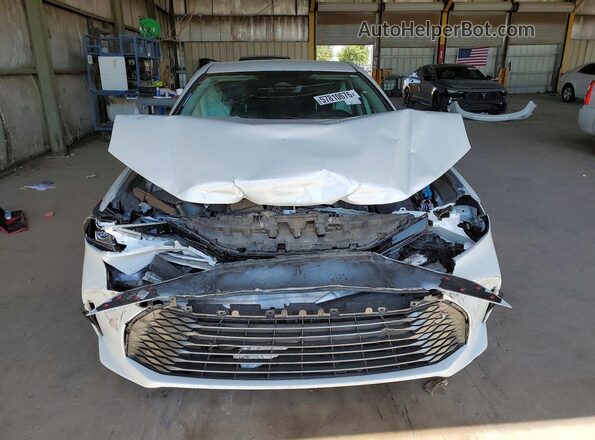 4T1DAACK3SU001376 2025 TOYOTA CAMRY White Դիմացի տեսք