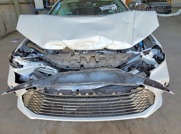 4T1DAACK3SU001376 2025 TOYOTA CAMRY White Սալոնի հետևի տեսք
