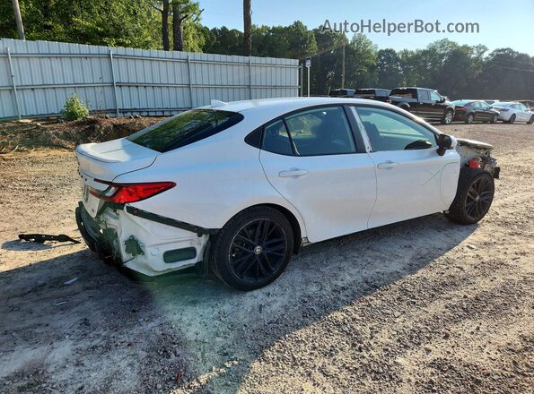 4T1DAACK3SU002186 2025 TOYOTA CAMRY White Задня права чверть