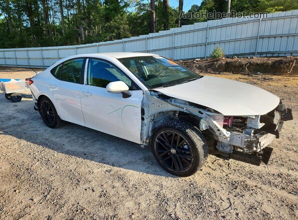 4T1DAACK3SU002186 2025 TOYOTA CAMRY White Передня права чверть