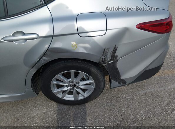 4T1DAACK3SU015441 2025 TOYOTA CAMRY Серебряный Вид спереди