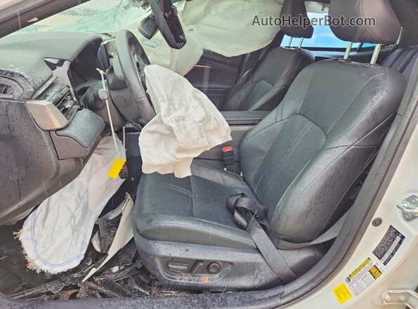 4T1DAACK3SU016959 2025 TOYOTA CAMRY White Vista interior delantera