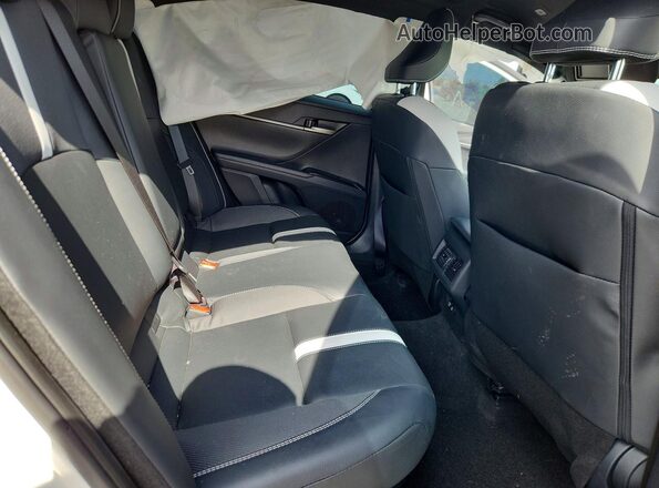 4T1DAACK3SU043949 2025 TOYOTA CAMRY White Rear seats view