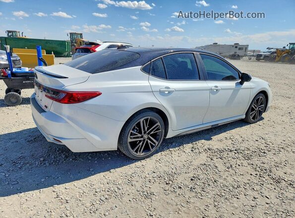 4T1DAACK3SU051629 2025 TOYOTA CAMRY Белый Задняя правая четверть