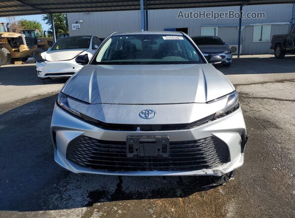 4T1DAACK3SU147163 2025 TOYOTA CAMRY Silver Панорамний вид салону 360°