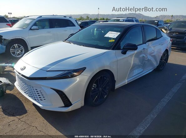 4T1DAACK3SU153349 2025 TOYOTA CAMRY White Передня ліва чверть