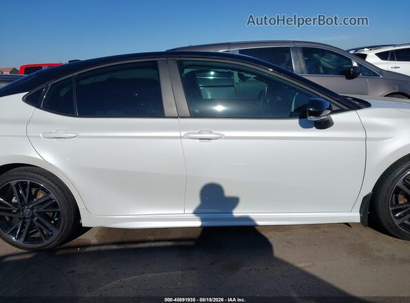 4T1DAACK3SU153349 2025 TOYOTA CAMRY White Вид задньої частини салону