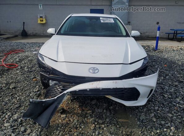 4T1DAACK3SU191227 2025 TOYOTA CAMRY White Դիմացի տեսք