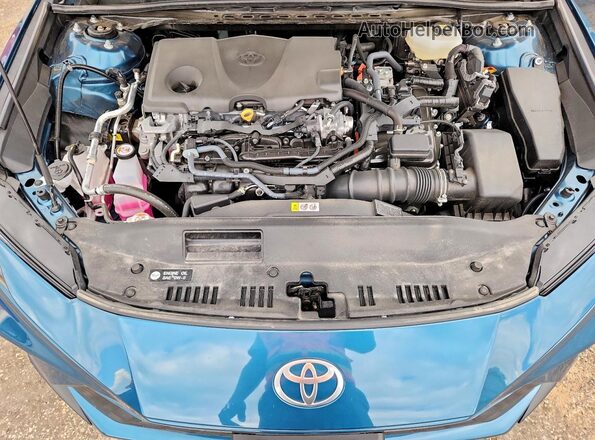 4T1DAACK3SU199425 2025 TOYOTA CAMRY Teal Widok wnętrza z tyłu