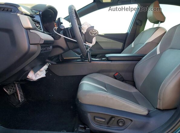 4T1DAACK3SU519293 2025 TOYOTA CAMRY Blue Front interior view