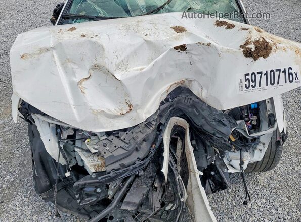 4T1DAACK3SU643189 2025 TOYOTA CAMRY White Widok wnętrza z tyłu
