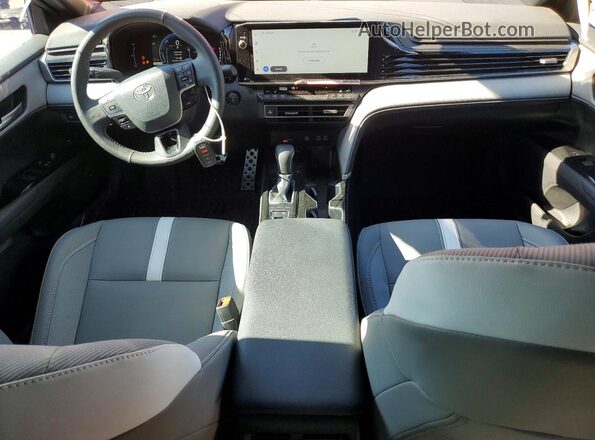 4T1DAACK3TU274139 2026 TOYOTA CAMRY Red Vista del salpicadero