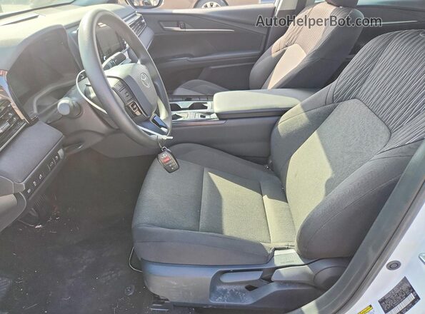 4T1DAACK3TU662486 2026 TOYOTA CAMRY Белый Вид салона спереди