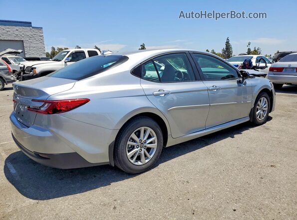 4T1DAACK3TU699358 2026 TOYOTA CAMRY Silver Rear right
