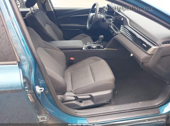 4T1DAACK3TU707197 2026 TOYOTA CAMRY Синий Вид салона спереди