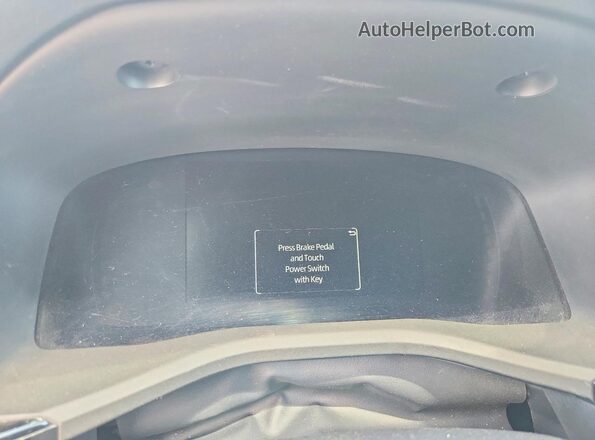 4T1DAACK4SU008367 2025 TOYOTA CAMRY Silver Հետևի նստատեղերի տեսք