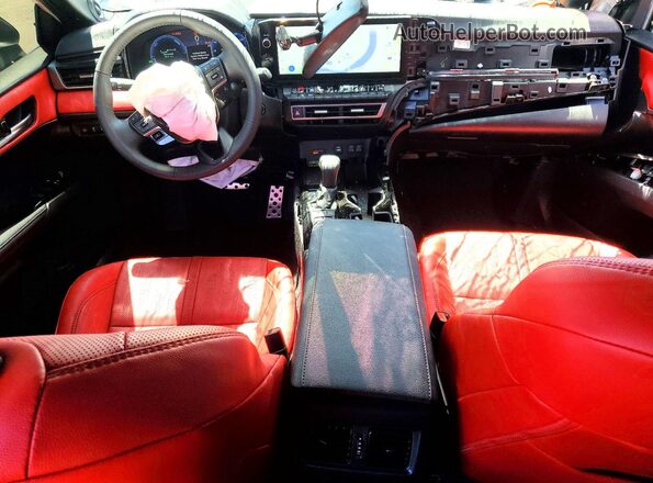 4T1DAACK4SU150802 2025 TOYOTA CAMRY White წინა პანელის ხედი