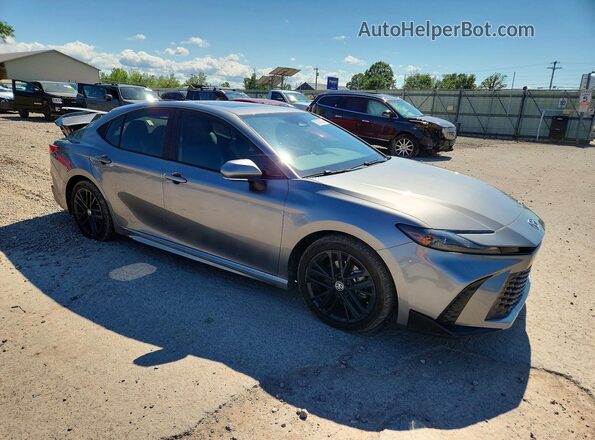 4T1DAACK4SU522509 2025 TOYOTA CAMRY Серый Передняя правая четверть