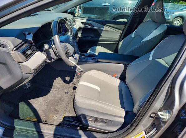 4T1DAACK4SU522509 2025 TOYOTA CAMRY Серый Вид салона спереди
