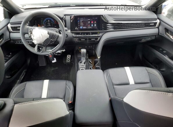 4T1DAACK4SU553470 2025 TOYOTA CAMRY White წინა პანელის ხედი