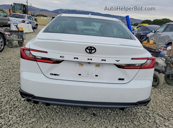 4T1DAACK4SU553470 2025 TOYOTA CAMRY White უკანა ხედი