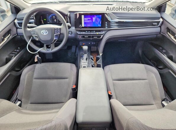 4T1DAACK4SU576473 2025 TOYOTA CAMRY White Widok deski rozdzielczej