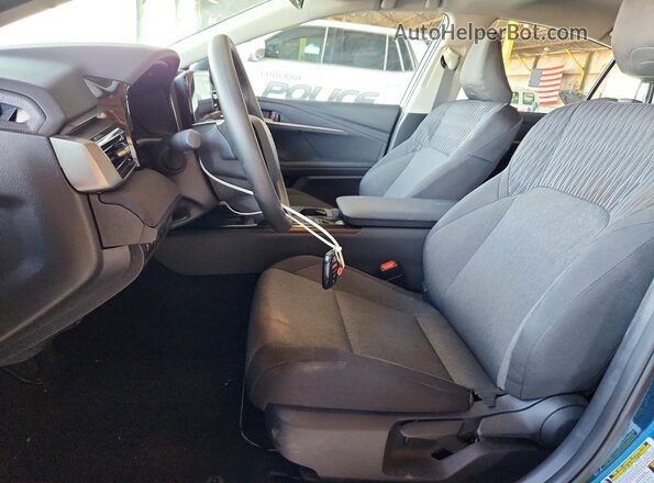 4T1DAACK4TU232322 2026 TOYOTA CAMRY Blue წინა სალონის ხედი