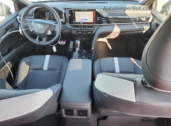 4T1DAACK4TU301932 2026 TOYOTA CAMRY Gray წინა პანელის ხედი