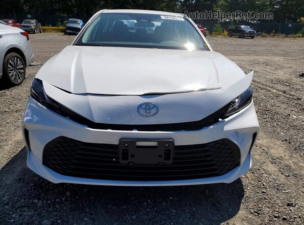 4T1DAACK4TU741780 2026 TOYOTA CAMRY White Front view