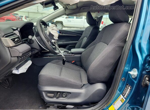 4T1DAACK4TU748793 2026 TOYOTA CAMRY Бирюзовый Вид салона спереди