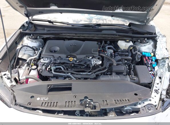 4T1DAACK5SU146628 2025 TOYOTA CAMRY Silver Հետևի տեսք