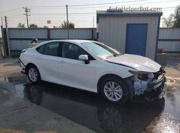4T1DAACK5SU188622 2025 TOYOTA CAMRY White Front right