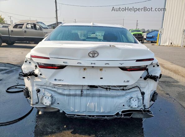 4T1DAACK5SU188622 2025 TOYOTA CAMRY White Rear view