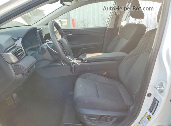 4T1DAACK5SU188622 2025 TOYOTA CAMRY White Front interior view