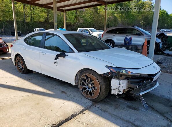 4T1DAACK5SU539514 2025 TOYOTA CAMRY Белый Передняя правая четверть