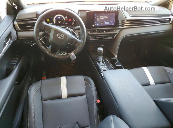 4T1DAACK5SU539514 2025 TOYOTA CAMRY Белый Вид панели приборов