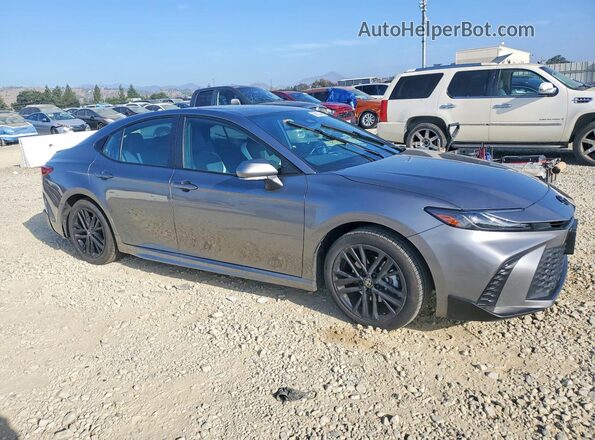 4T1DAACK5SU547581 2025 TOYOTA CAMRY Gray Przód prawy