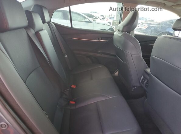4T1DAACK5SU555504 2025 TOYOTA CAMRY Charcoal Widok tylnych siedzeń